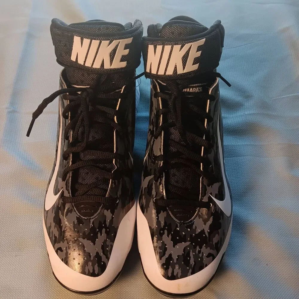 NIKE cleats size 13 Mens - Huarache- NWOT